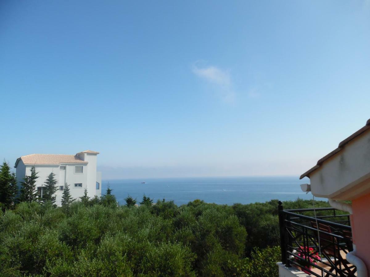 Soso'S Sea View Apartment Plános Екстериор снимка