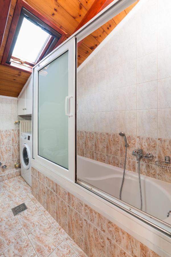 Soso'S Sea View Apartment Plános Екстериор снимка