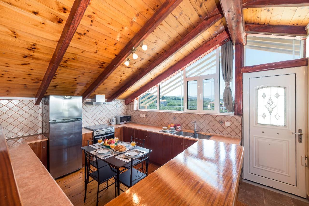 Soso'S Sea View Apartment Plános Екстериор снимка